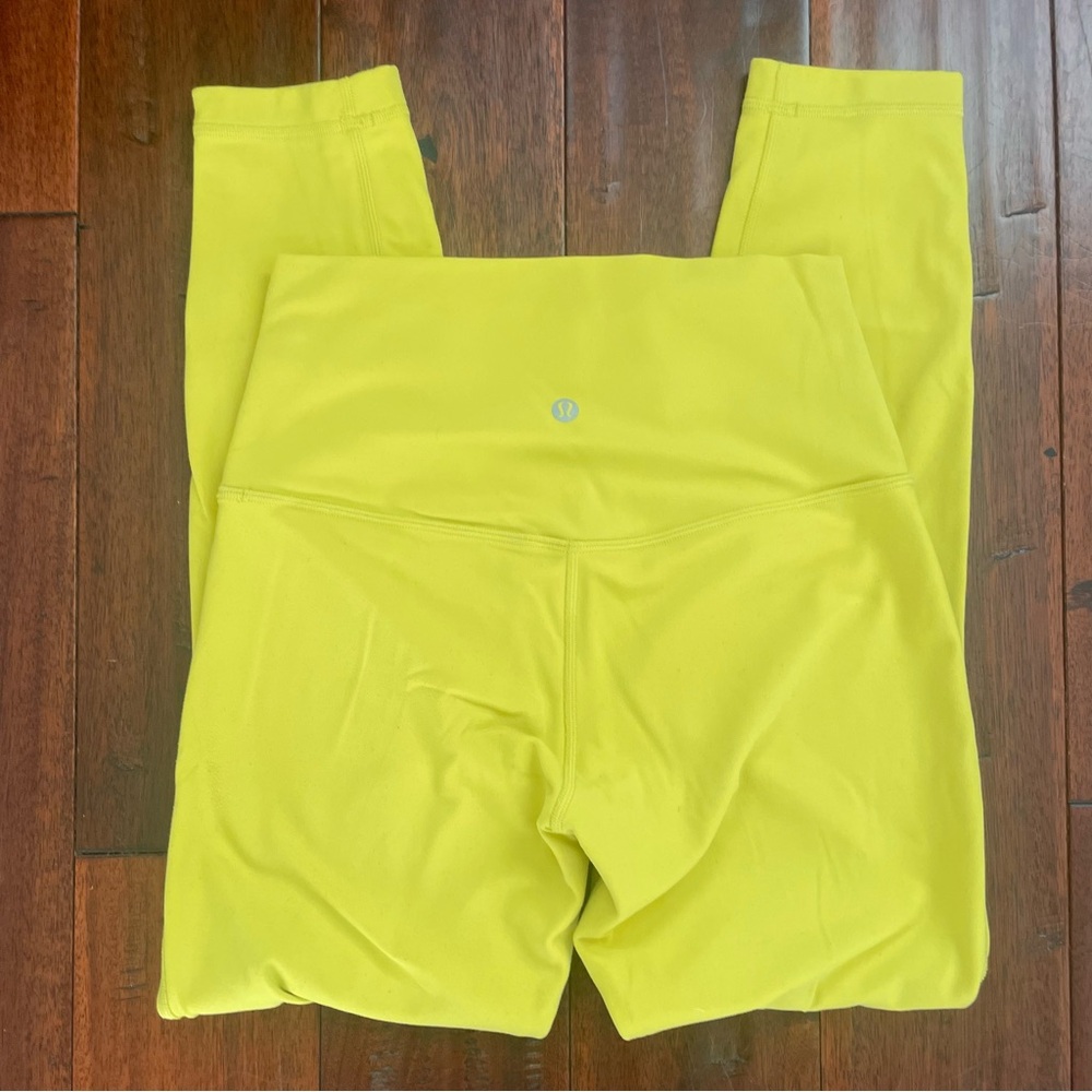 lululemon athletica chartreuse align 3/4 Leggings